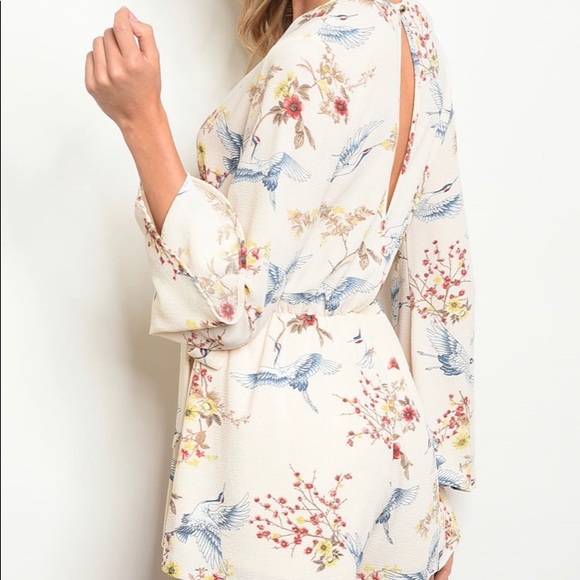 Cream floral long sleeve romper - Picture 2 of 8